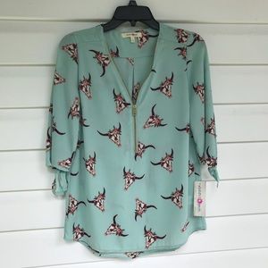 Blouse size small